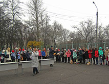 Акция «Покормите птиц!» в Детском парке г. Курска