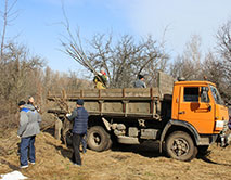 Трудовой десант работников КуАЭС в заповеднике