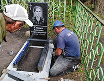 Установка нового надгробия Вероники Владимировны